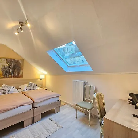 Weidendall Inn *